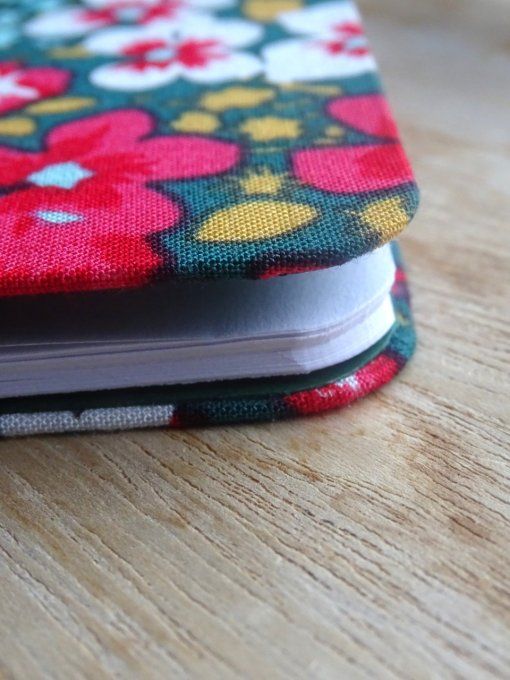 Carnet reliure Chaînette en tissu Fleuri vert - Fait Main  